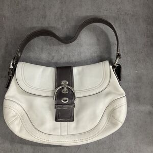 Coach Vintage Leather Soho Bag Winter White With Brown Trim